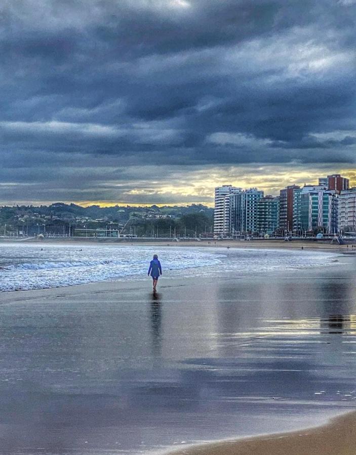 Alojamientos Muelle De Gijón Zewnętrze zdjęcie
